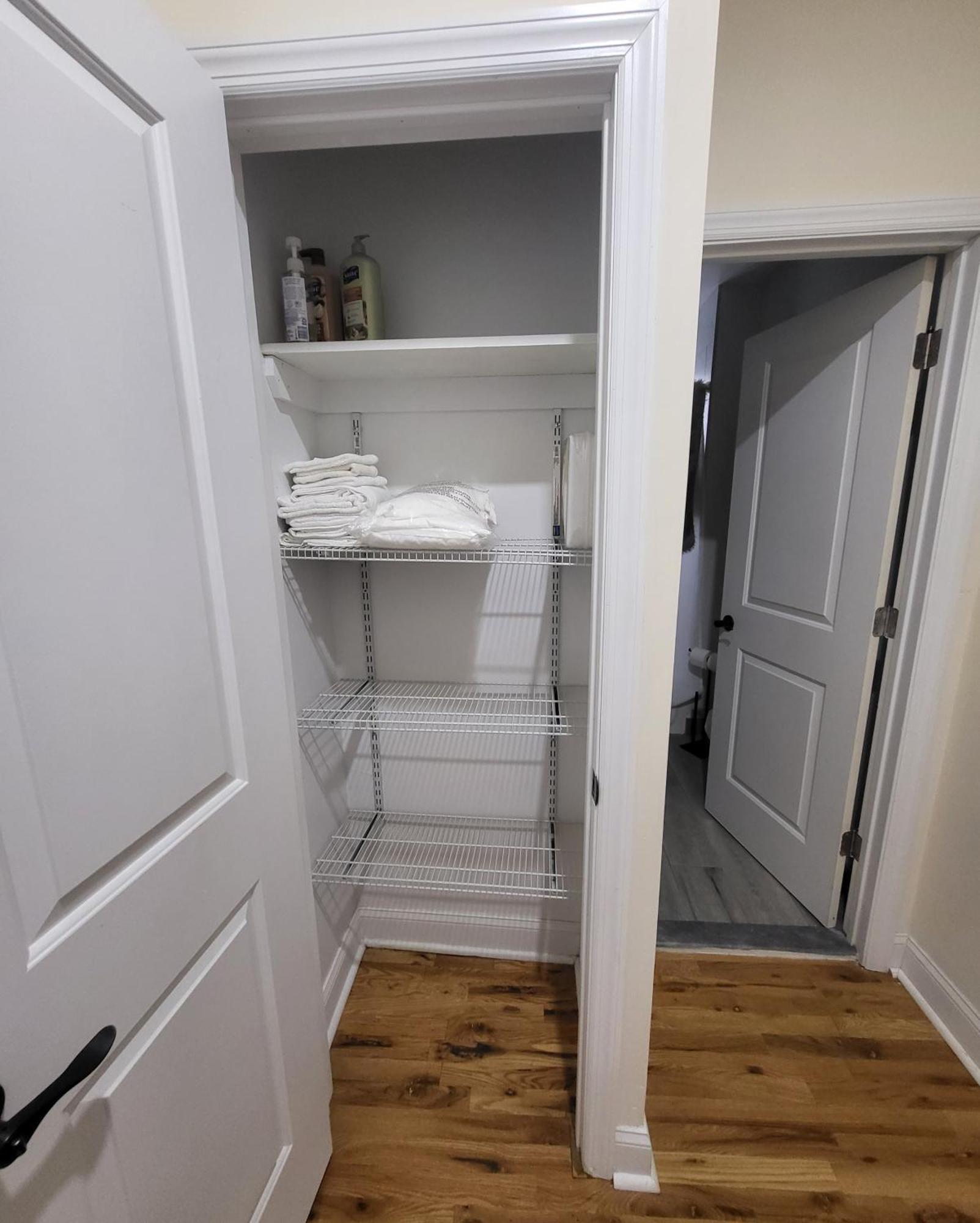Ooohlala! 2 Beds And 2 Full Baths W/Free Parking Leilighet Newark Eksteriør bilde